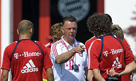 vangaal2_ima_020710.jpg