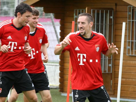 317880337-bayern-training-wm-stars.9.jpg