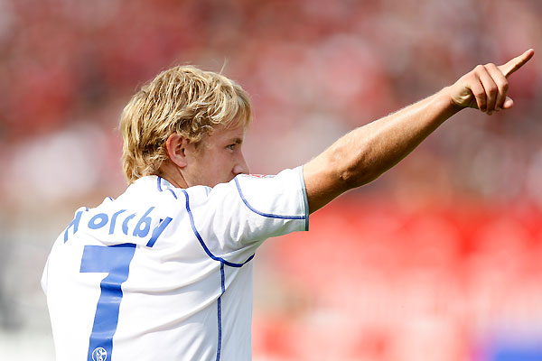 RTEmagicP_090831_holtby_1.jpg