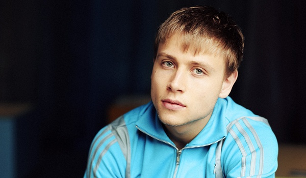 Max Riemelt——不苦笔的巴德鲍尔