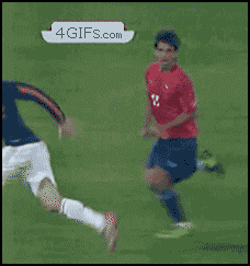 Soccer_dive_Torres.gif