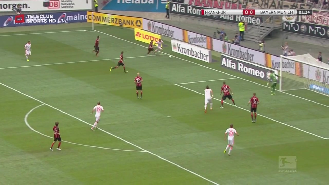 Bundesliga 2013-14 R02 Frankford vs Bayern 720P EN-002.mkv_000210.909.jpg