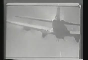 Luftwaffe Schulungsfilm - Luftkampf[06-03-37].JPG