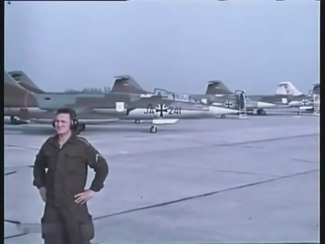 Unter Dir der Himmel,Bundeswehr-Film 1965 Luftwaffe,Heeresflieger,Marineflieger[.jpg