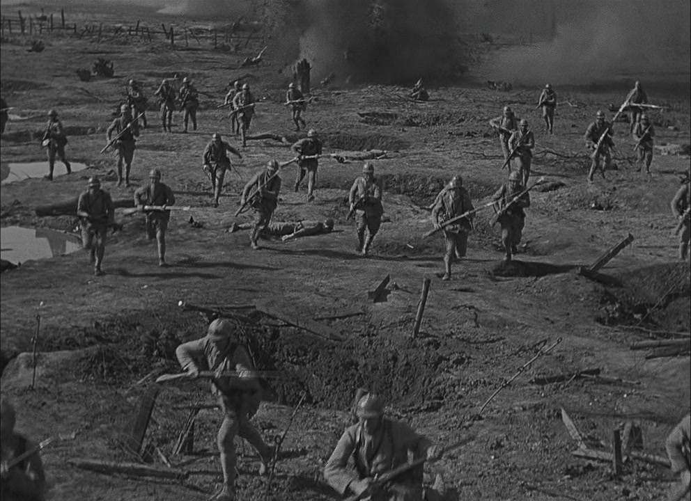 All.Quiet.on.the.Western.Front.1930.720p.BluRay.X264-AMIABLE[04-41-51].JPG