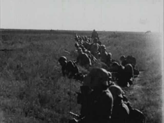 1941 - Die Frontschau Nr. 04 - Lehrfilm - Infanterie im Angriff (10m 44s, 640x48.jpg