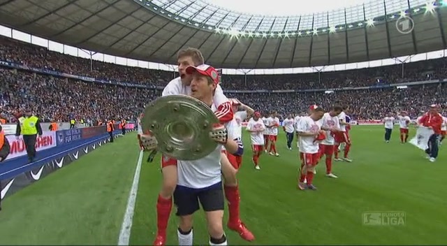 Bundesliga - Sportschau - 2010-05-08 - x264[16-39-46].JPG