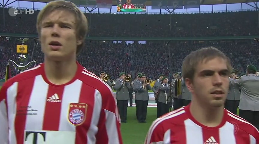 DFB-Pokal.Finale.Bremen-Muenchen.HZ1.HDTV.480p.20100515[19-12-56].JPG